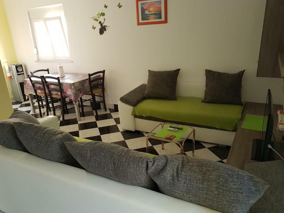 Apartment Mimosa Вир Екстер'єр фото