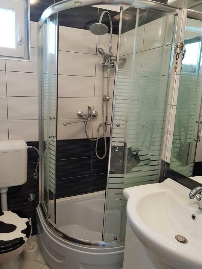 Apartment Mimosa Вир Екстер'єр фото